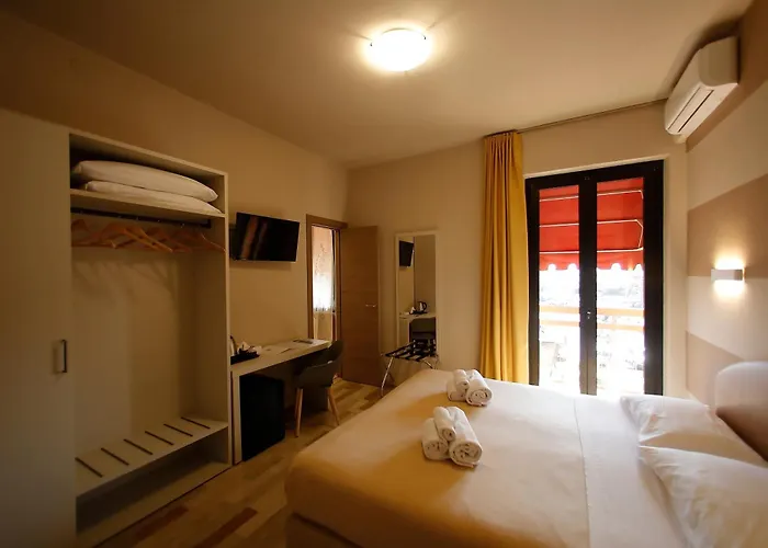 Primavera Peschiera del Garda