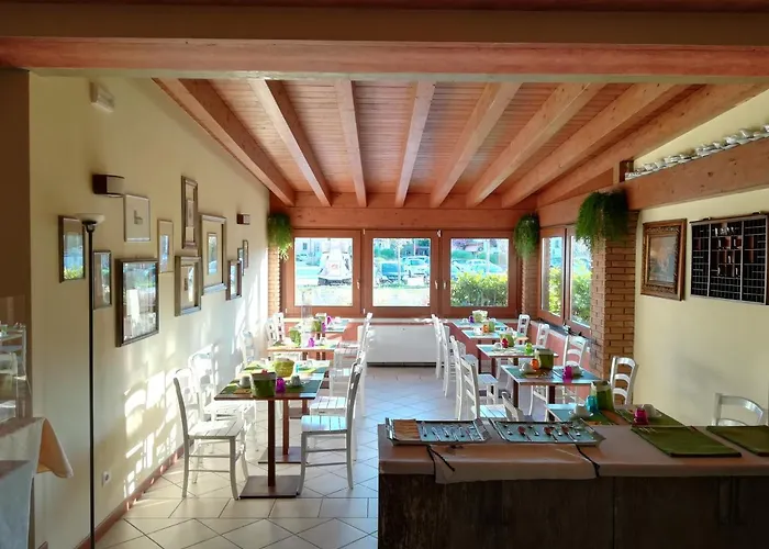 Primavera Ξενοδοχείο Πεσκιέρα ντελ Γκάρντα