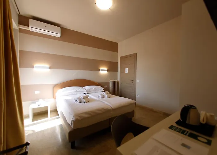 Primavera 2* Πεσκιέρα ντελ Γκάρντα