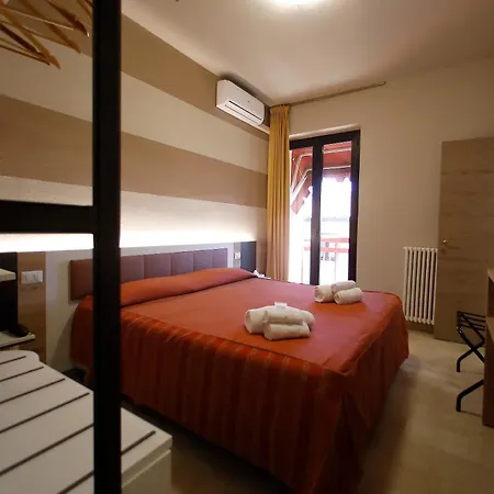 Ξενοδοχείο Primavera