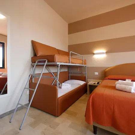 Primavera Hotel