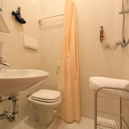 Primavera 2* פסקיארה דל גארדה