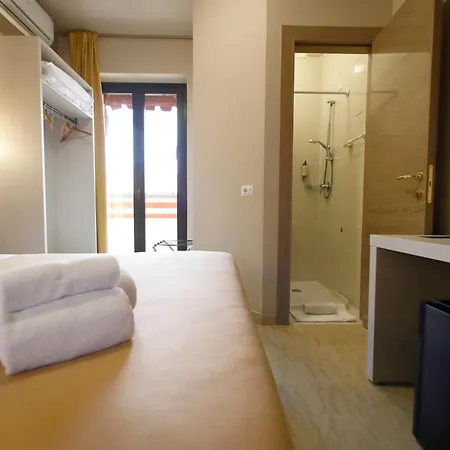 Primavera פסקיארה דל גארדה