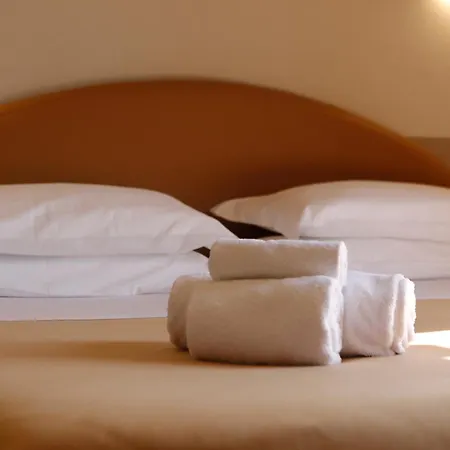 Primavera פסקיארה דל גארדה