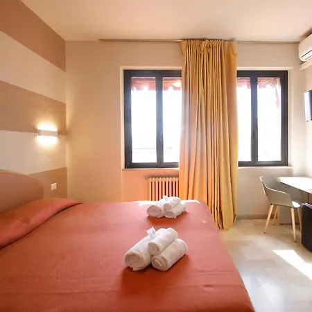 מלון Primavera 2*